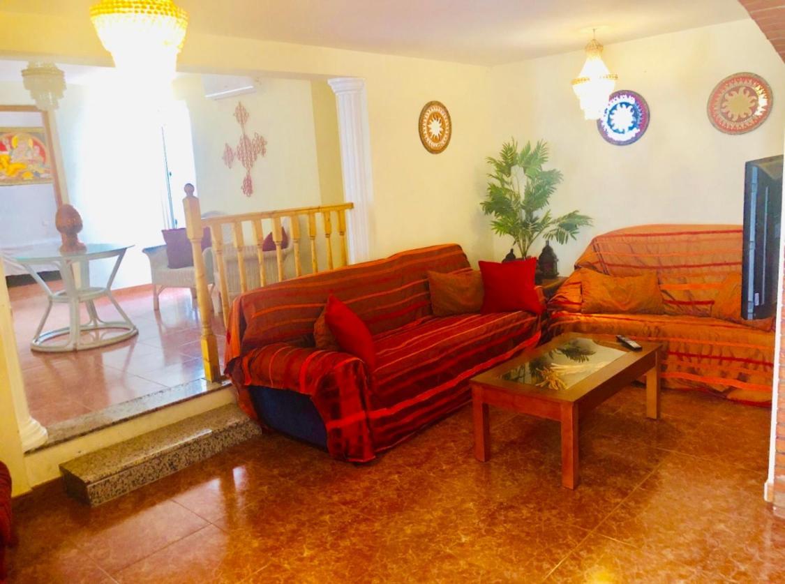 Gran Casa Con Terraza A 3 Min Playa Con Wifi - Rodeada De Servicios Roquetas de Mar Esterno foto