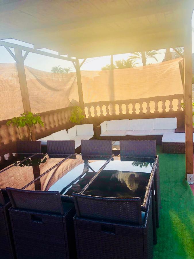 Gran Casa Con Terraza A 3 Min Playa Con Wifi - Rodeada De Servicios Roquetas de Mar Esterno foto