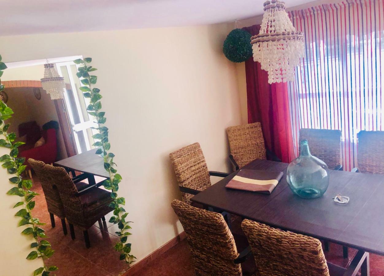 Gran Casa Con Terraza A 3 Min Playa Con Wifi - Rodeada De Servicios Roquetas de Mar Esterno foto