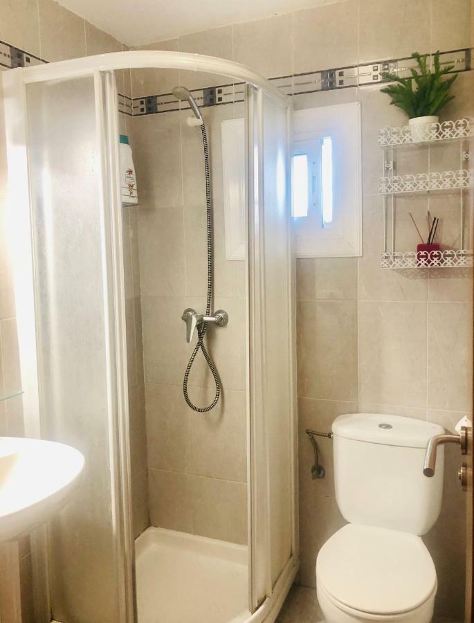 Gran Casa Con Terraza A 3 Min Playa Con Wifi - Rodeada De Servicios Roquetas de Mar Esterno foto
