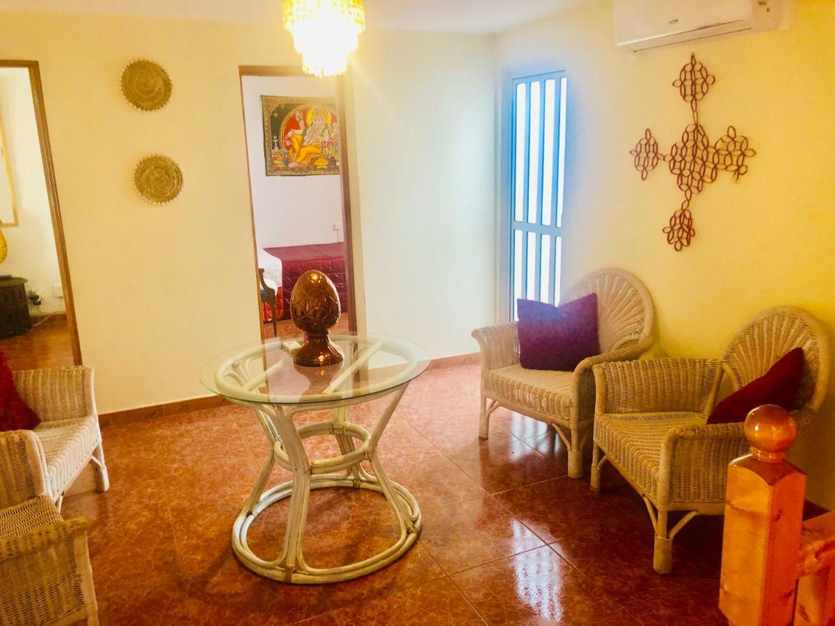 Gran Casa Con Terraza A 3 Min Playa Con Wifi - Rodeada De Servicios Roquetas de Mar Esterno foto
